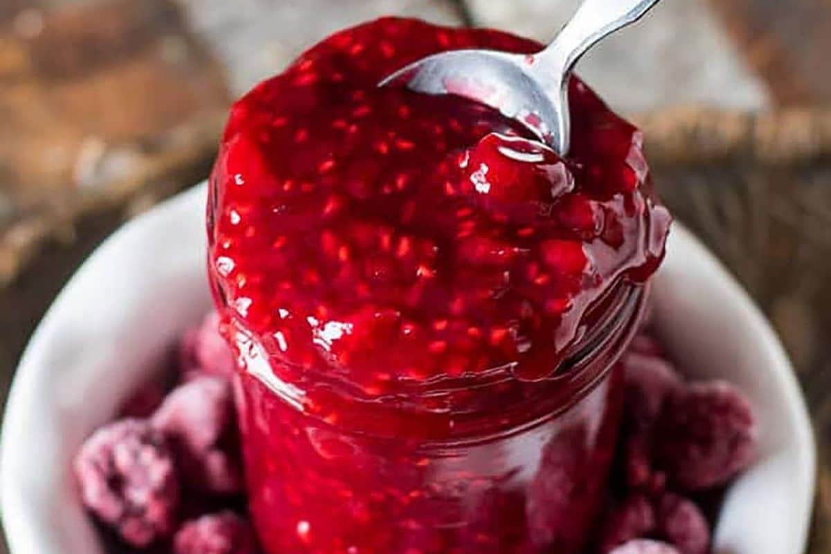 Extend Your Harvest: Easy Raspberry Sauce That Lasts